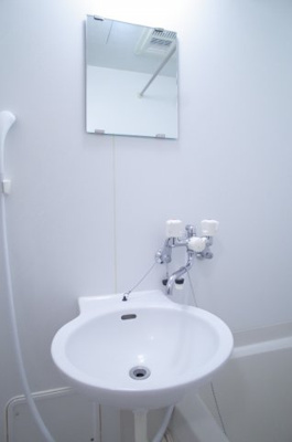 【洗面所】 | Rogie Hills | 女子も男子も身だしなみは重要！