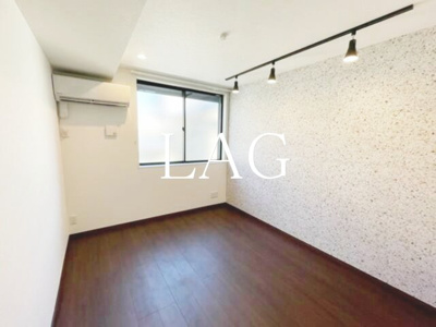 【居間・リビング】 | ルノン平井south | 洋室のお部屋です。