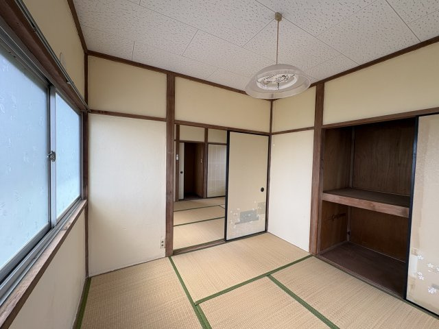 本納中古戸建の和室