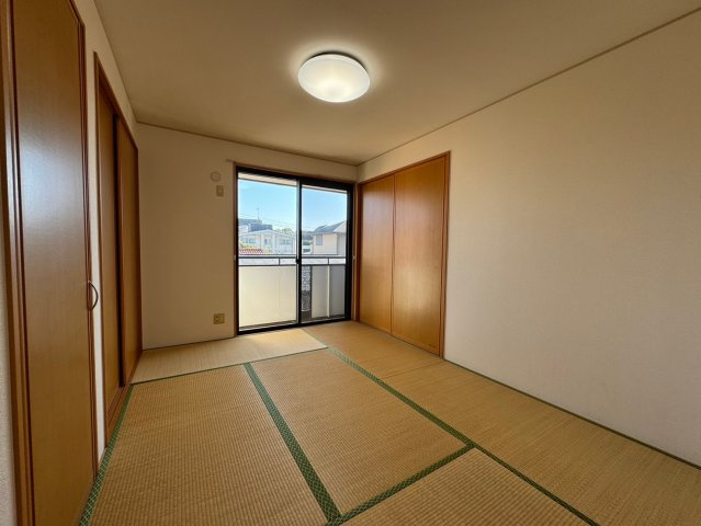 ハイムローリエの和室