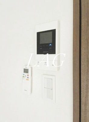 【設備】 | コンポジット代々木 | モニター付インターホンです。