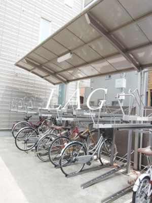 【その他共用部分】 | ウーノルミノーゾ | 駐輪場になります。