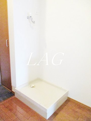 【設備】 | ウーノルミノーゾ | 室内洗濯機置き場です