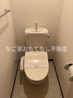 【トイレ】 | グレースハイム六の坪 | ※写真は別号室