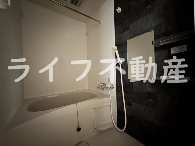 エムフラット衣摺Ⅰの浴室|お風呂です