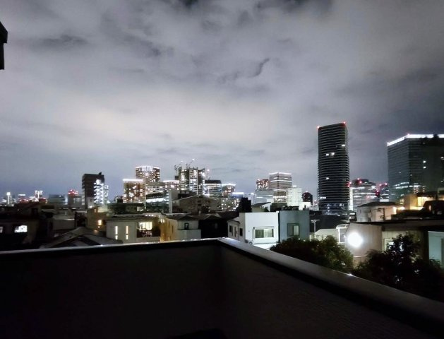 品川区大崎4丁目 限定1棟の展望|眺望も良好です！！
ルーフバルコニー付♪都心に居ながら気持ちの良い青空が望める家♪