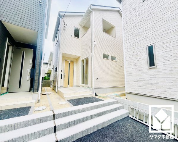 八幡市男山長沢　第2　2号棟