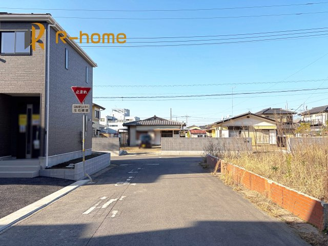 ひたちなか市相金町第1　新築戸建て　2号棟の前面道路含む現地写真|堂々！建物完成♪実際のお部屋をご見学可能です♪
ご見学が一番の資料！お気軽にお問い合わせ下さい♪