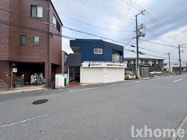 イーストハイツの外観