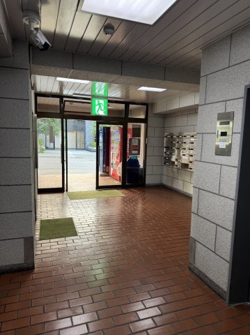 【ロビー】 | ロイヤル磯上