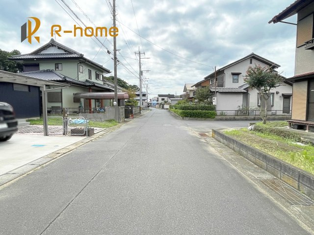 ひたちなか市相金町第1　新築戸建て　3号棟の前面道路含む現地写真|周辺環境も併せて案内致します♪
閑静な住宅地で笑顔あふれる新生活！
ぜひ現地へお越しください♪