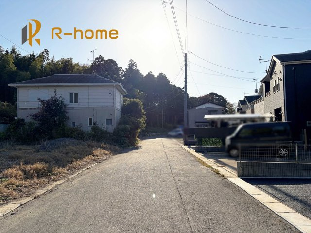 ひたちなか市相金町第1　新築戸建て　4号棟の前面道路含む現地写真|周辺環境も併せて案内致します♪
閑静な住宅地で笑顔あふれる新生活！
ぜひ現地へお越しください♪