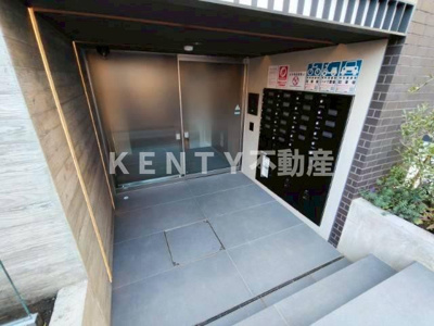 【エントランス】 | Mind Kamata | 建物の内部です