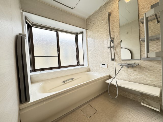 ロコハウスC棟の浴室
