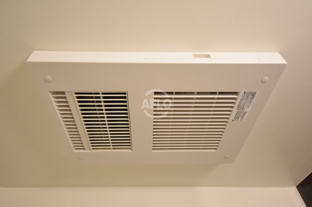 プレサンス大手前ピリオドの設備|プレサンス大手前ピリオド　浴室乾燥機