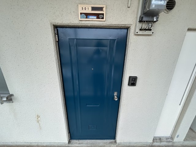 シャトレ北川の玄関