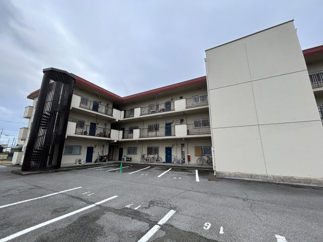 シャトレ北川の外観