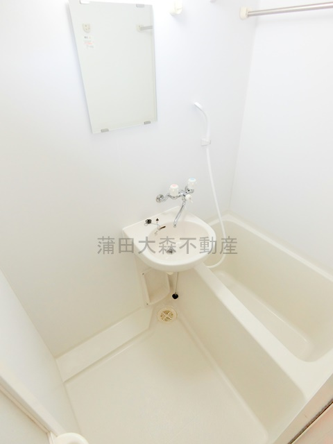 コンシェリア久が原の浴室