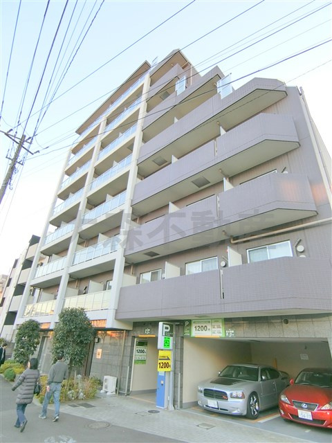 コンシェリア久が原の外観|2009年5月築　RC鉄筋コンクリート造地上8階建て総戸数40戸の人気賃貸
東京都大田区鵜の木1丁目　東急多摩川線鵜の木駅徒歩4分、東急池上線久が原駅徒歩7分