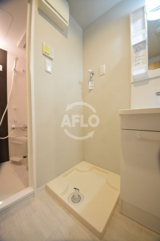 YOSHITOMI天下茶屋の洗面所|YOSHITOMI天下茶屋　室内洗濯機置き場