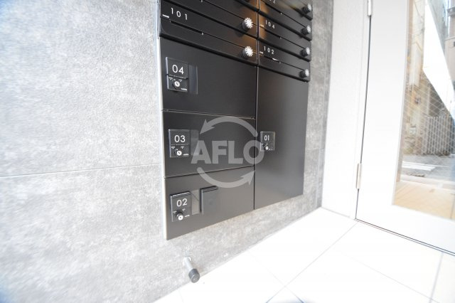 YOSHITOMI天下茶屋のその他共用部分|YOSHITOMI天下茶屋　宅配ボックス