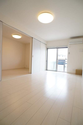 【居間・リビング】 | リブリ・アヴェンタドール | おしゃれな居間です