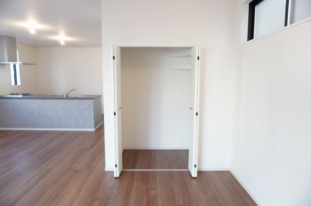 越谷市大沢 新築分譲住宅の収納