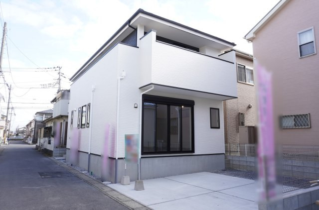 越谷市大沢 新築分譲住宅の外観