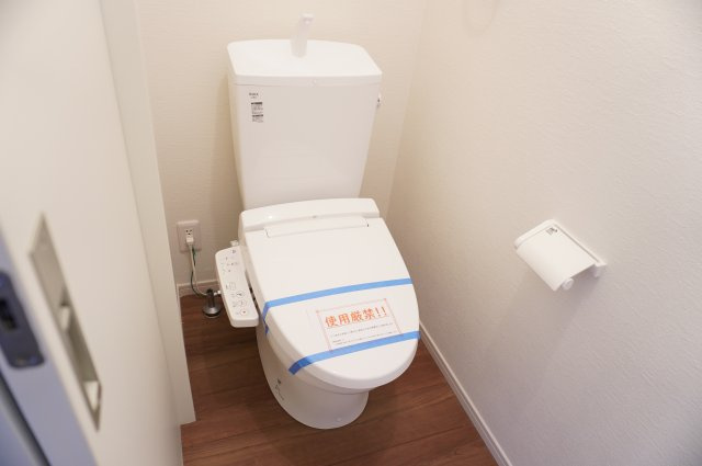 越谷市大沢 新築分譲住宅のトイレ|1階