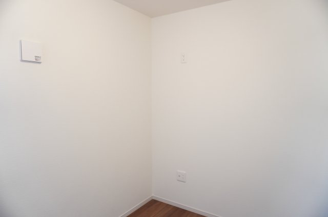 越谷市大沢 新築分譲住宅の洋室