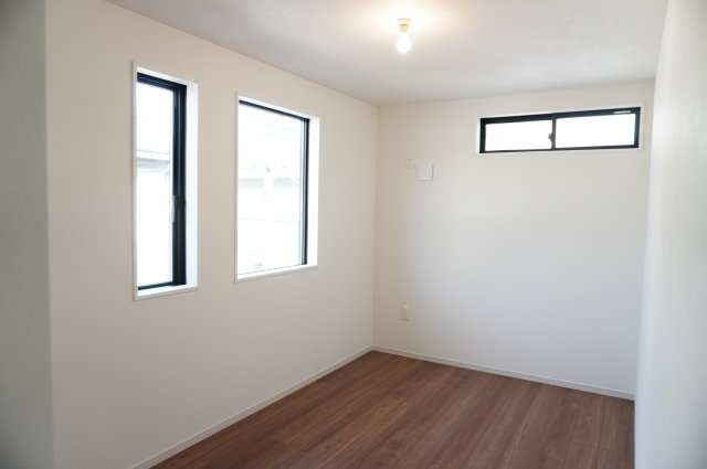 越谷市大沢 新築分譲住宅の洋室|5.5帖