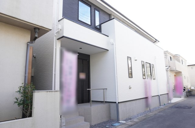 越谷市大沢 新築分譲住宅の外観