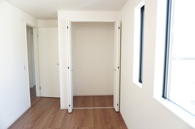 越谷市大沢 新築分譲住宅の収納