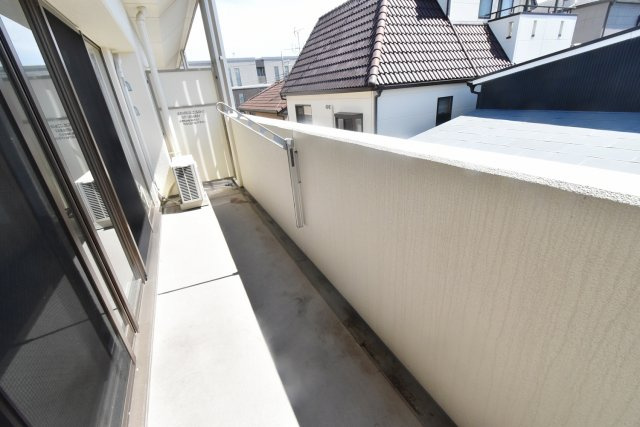 シャルム甲子園口のバルコニー