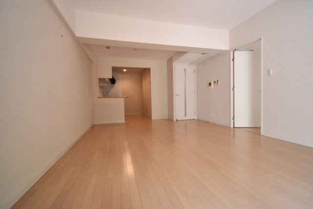 シャルム甲子園口の居間・リビング