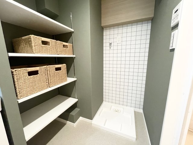 室町スカイハイツのランドリースペース