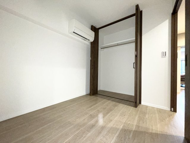 室町スカイハイツの洋室