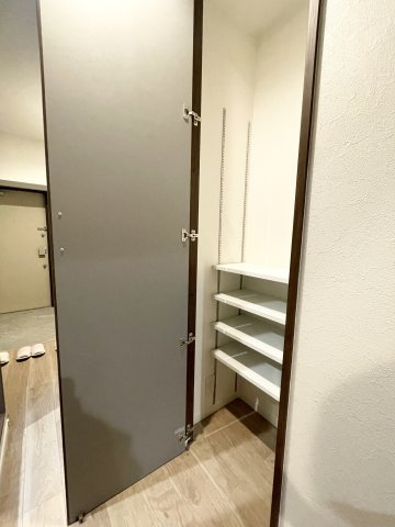 室町スカイハイツの収納