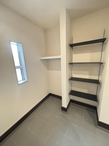 BLOOMING MAISON 府中市押立町のエントランス