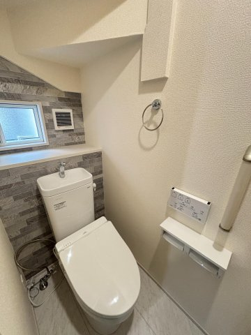 BLOOMING MAISON 府中市押立町のトイレ