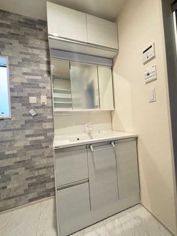 BLOOMING MAISON 府中市押立町の洗面所