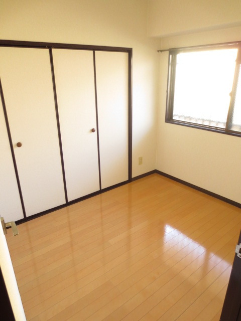 エトワール長岡京の寝室