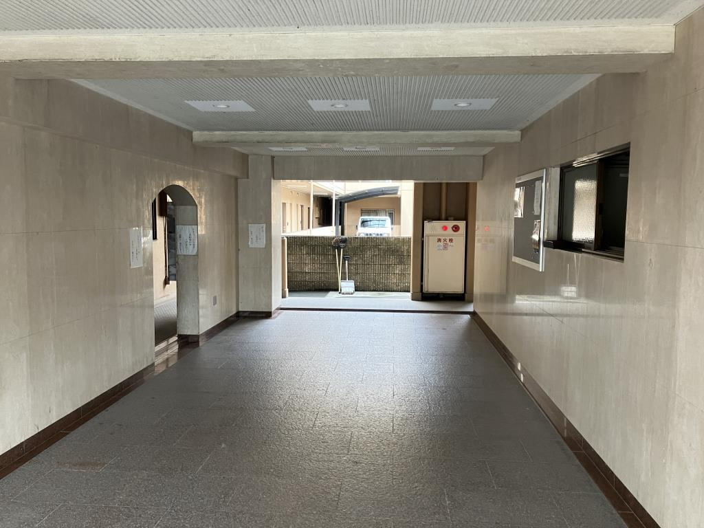 エトワール長岡京のロビー