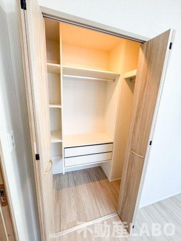 スプランディッド駒川中野駅前の収納