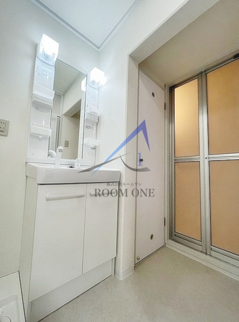 ブルームライフ横浜生麦の洗面所|洗面台です。