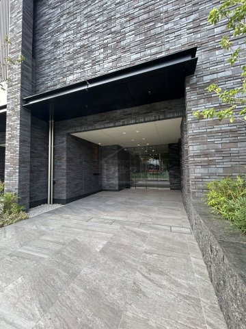 クレストコート中野富士見町のエントランス