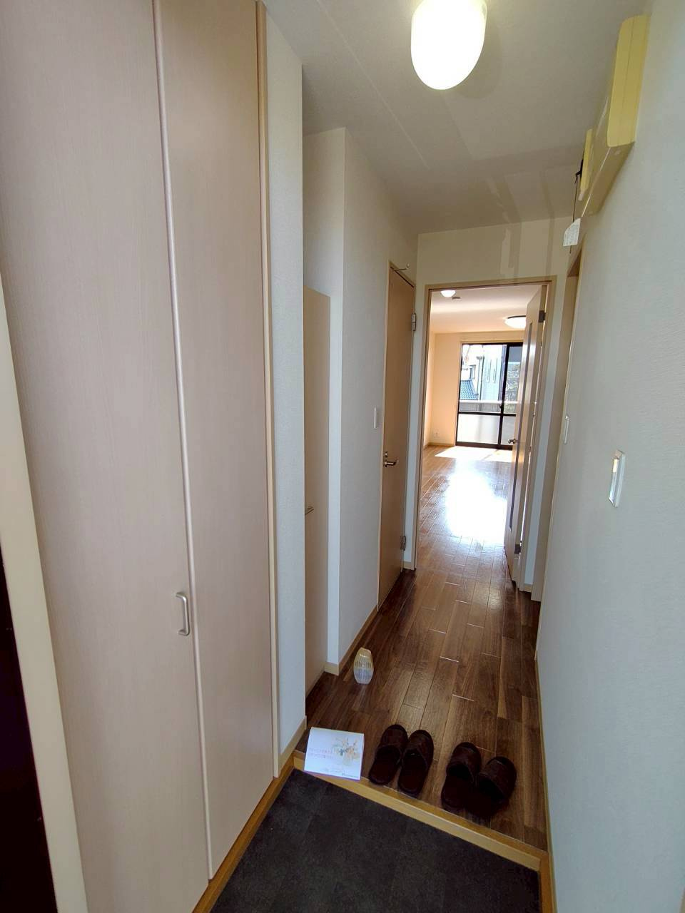 セントラルコート		の玄関