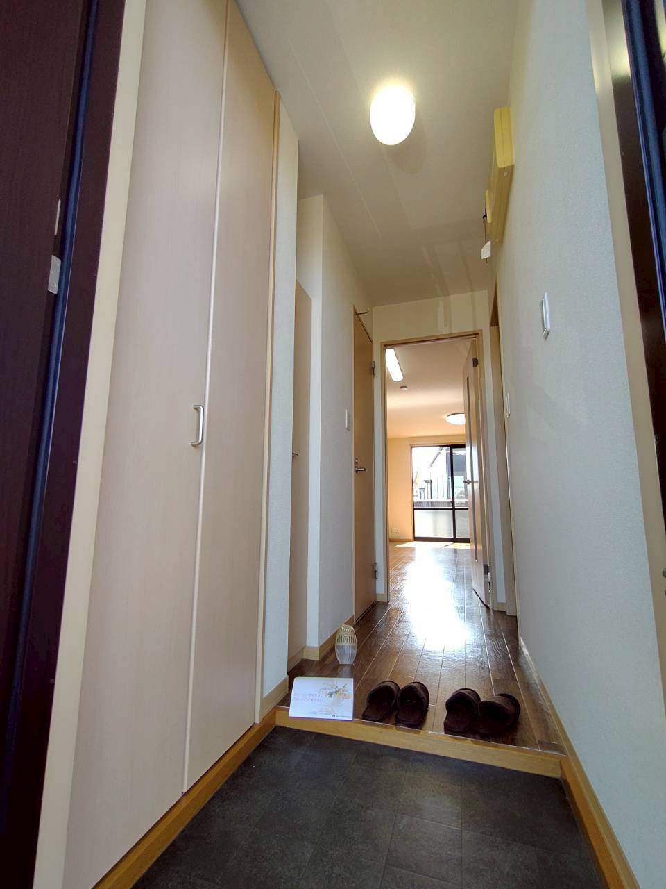 セントラルコート		の玄関