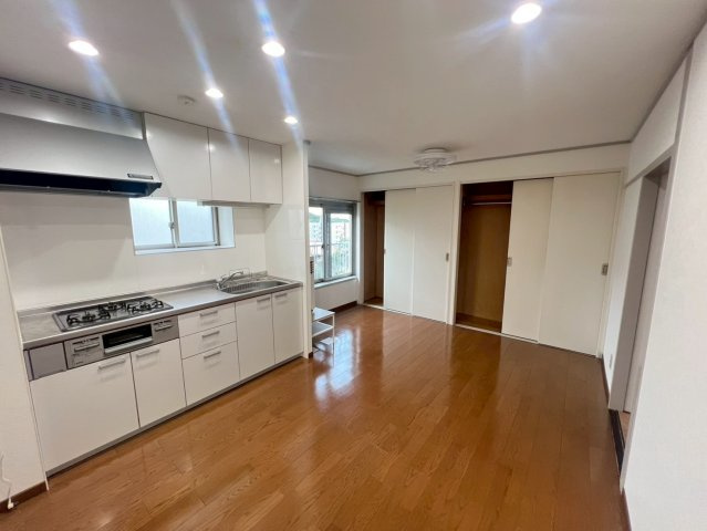 高倉台2団地11号棟の居間・リビング