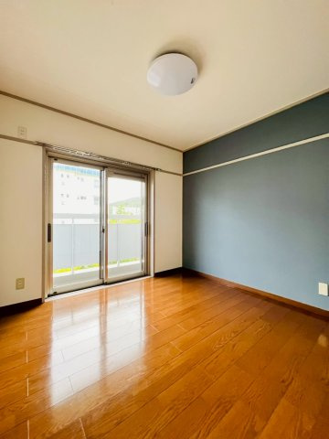 高倉台2団地11号棟の寝室